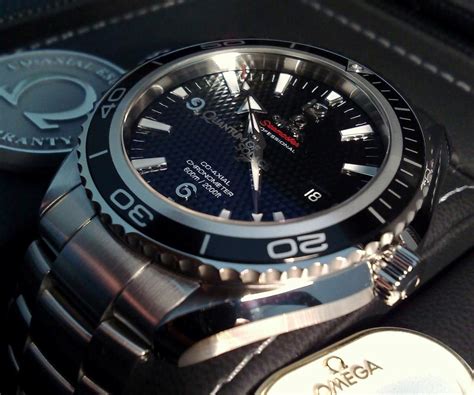 omega 007 watch quantum of solace